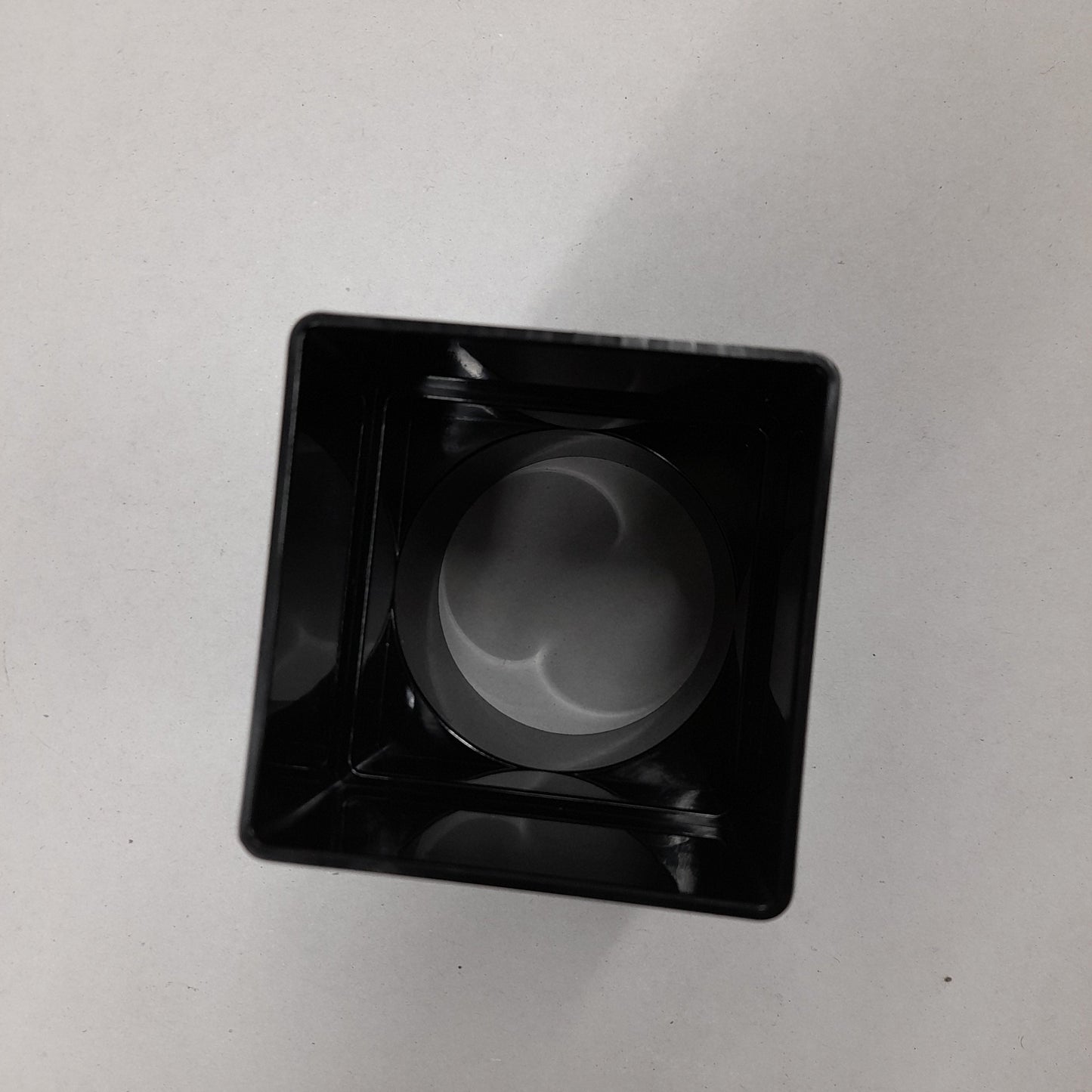 مربع سے گول ڈاون پائپ اڈاپٹر